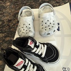 Toddler shoes - Vans & Crocs