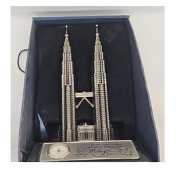 Twin Towers Malaysia Vintage Decoration