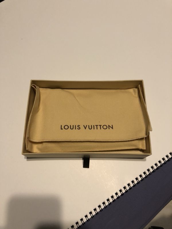 Louis Vuitton Agenda Damier Graphite for Sale in Miami, FL - OfferUp