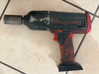 Snap On 18V Cordless Impact Wrench with Battery and Charger
