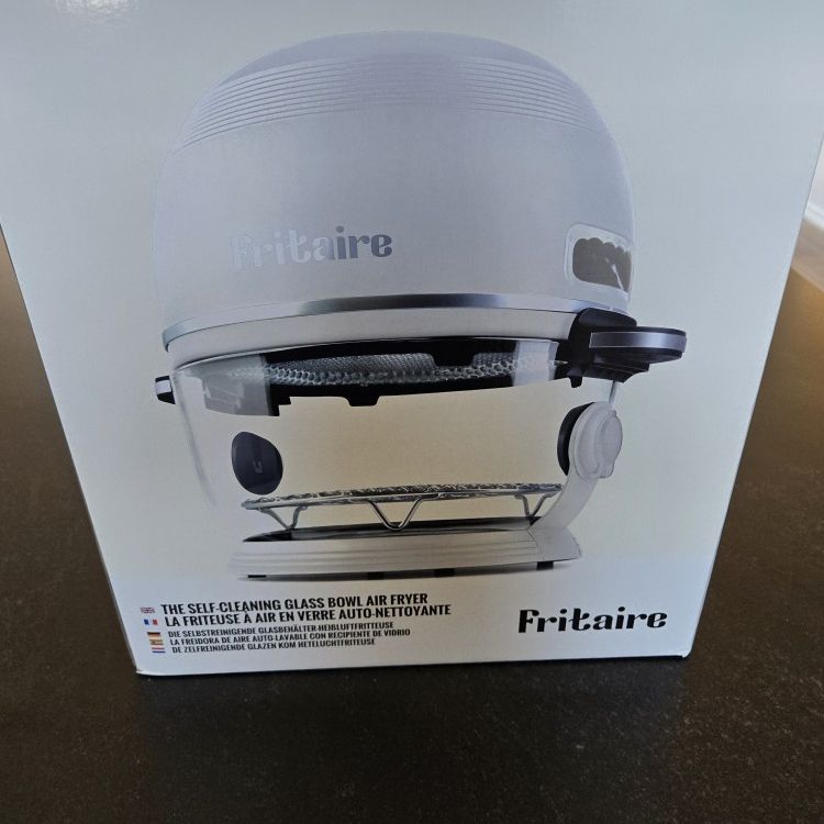 Brand New White Fritaire Air Fryer Self Cleaning