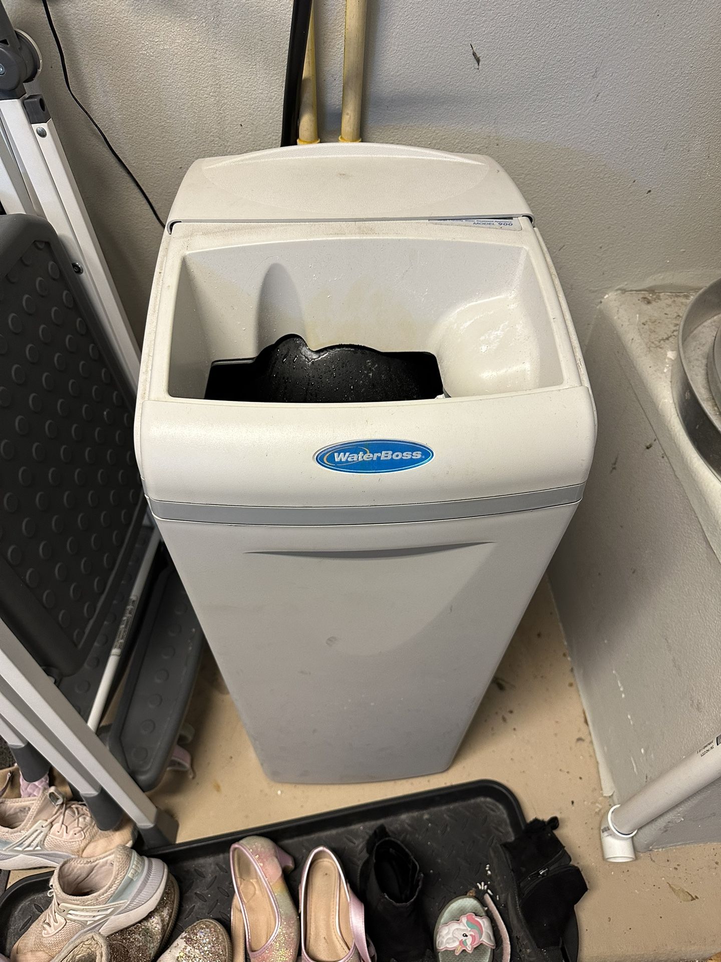 WaterBoss Model 900 Water Softener