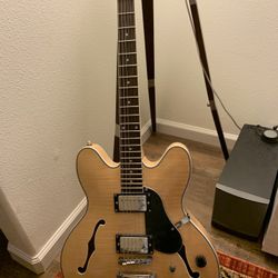 Electric Guitar Semi Hollow