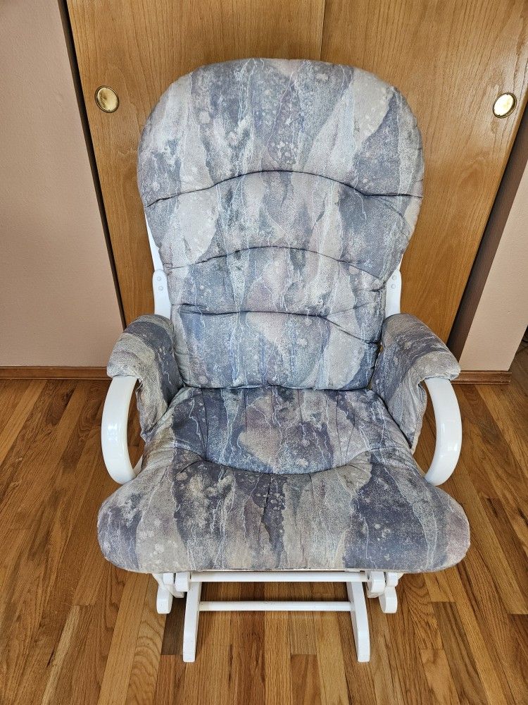 Conant Ball gliding platform rocking chair - Delivery Possible