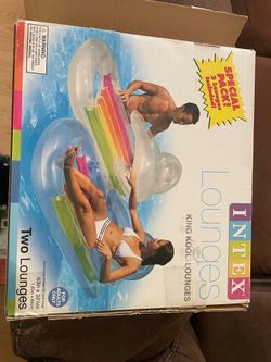 Lounge Floats
