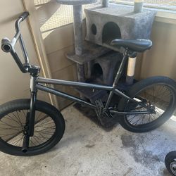 ELITE BMX BIKE 
