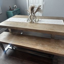 Solid-feel Dining Table W/Bench