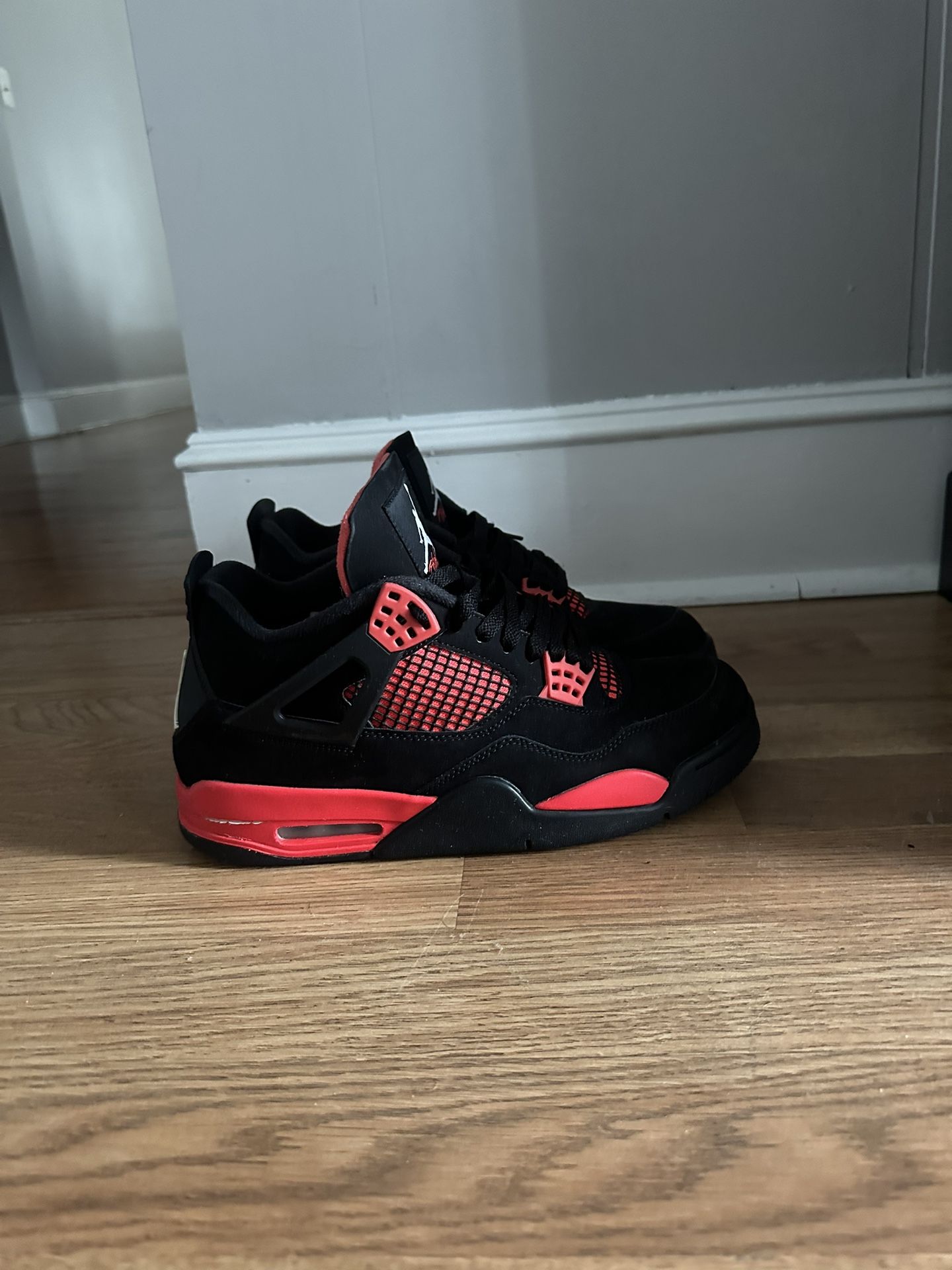 Air Jordan 4 Retro 'Red Thunder'