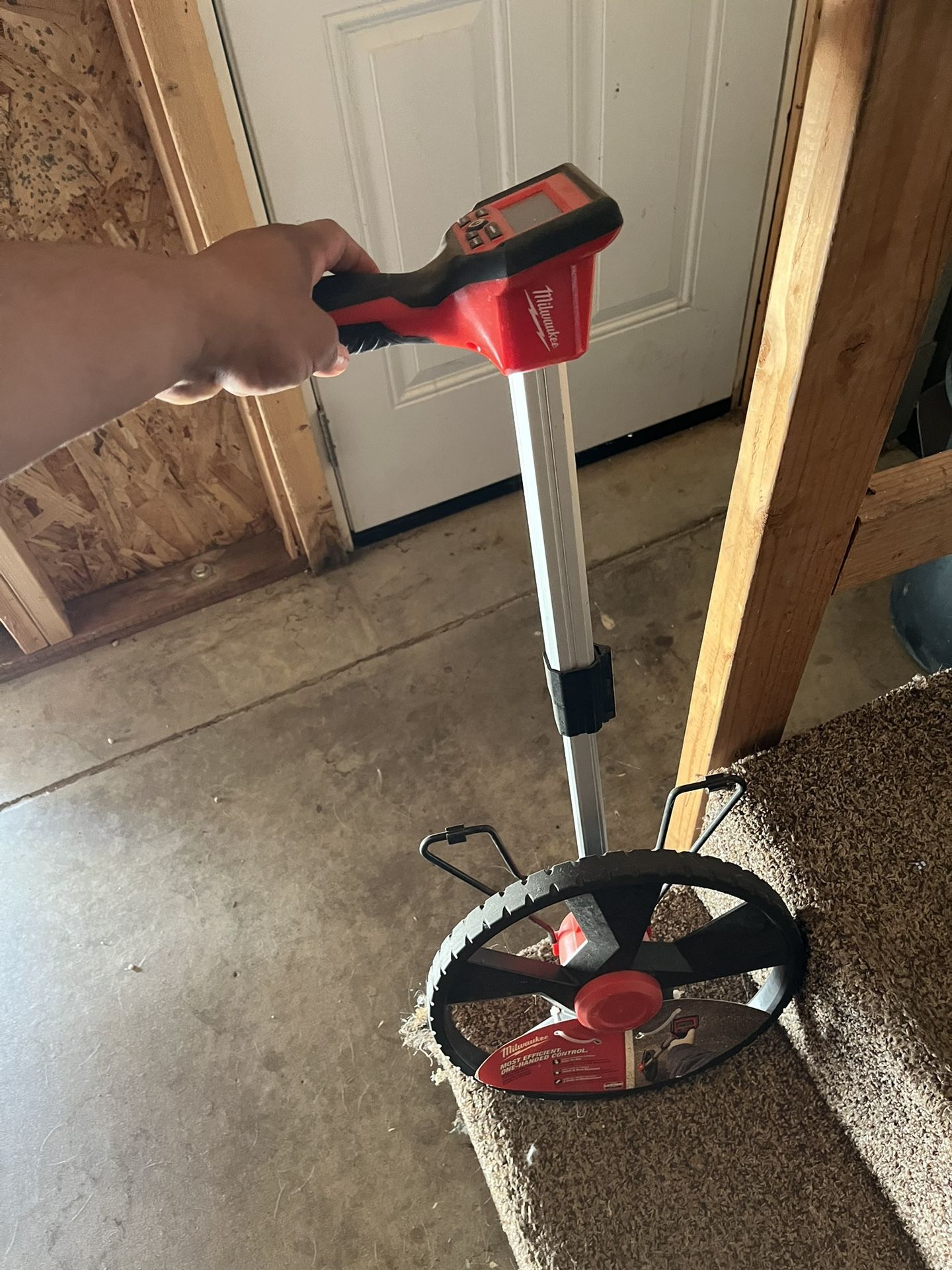 Milwaukee Aluminum Measuring Wheel