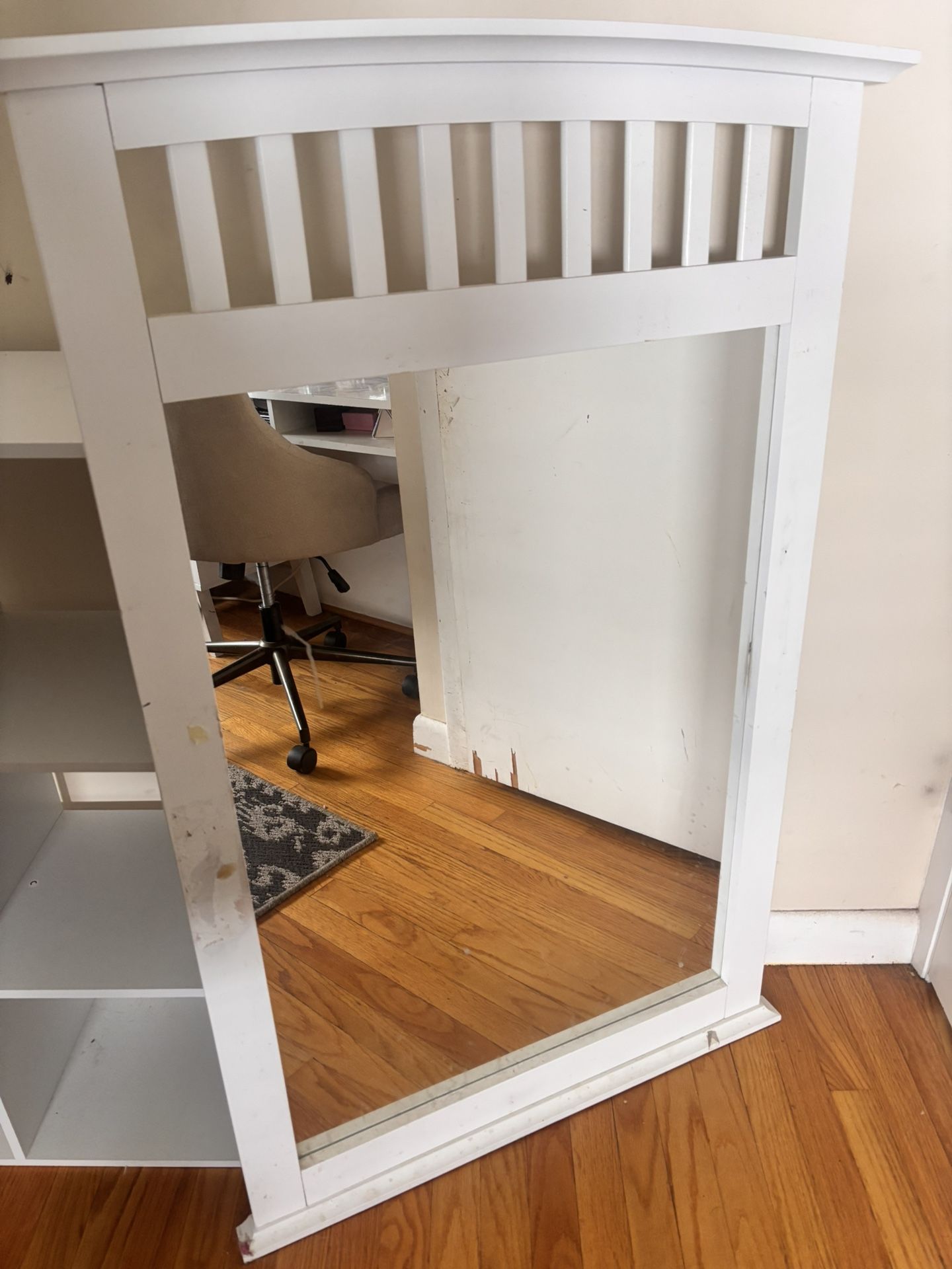 White Dresser Mirror (detached)