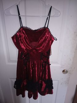 Sexy vampire lace dress