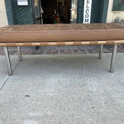 Barcelona Bench Ludwig Mies van der Rohe Reproduction By Modern Classics