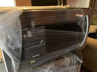 Samsung microwave brand new!!