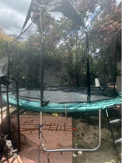 Trampoline