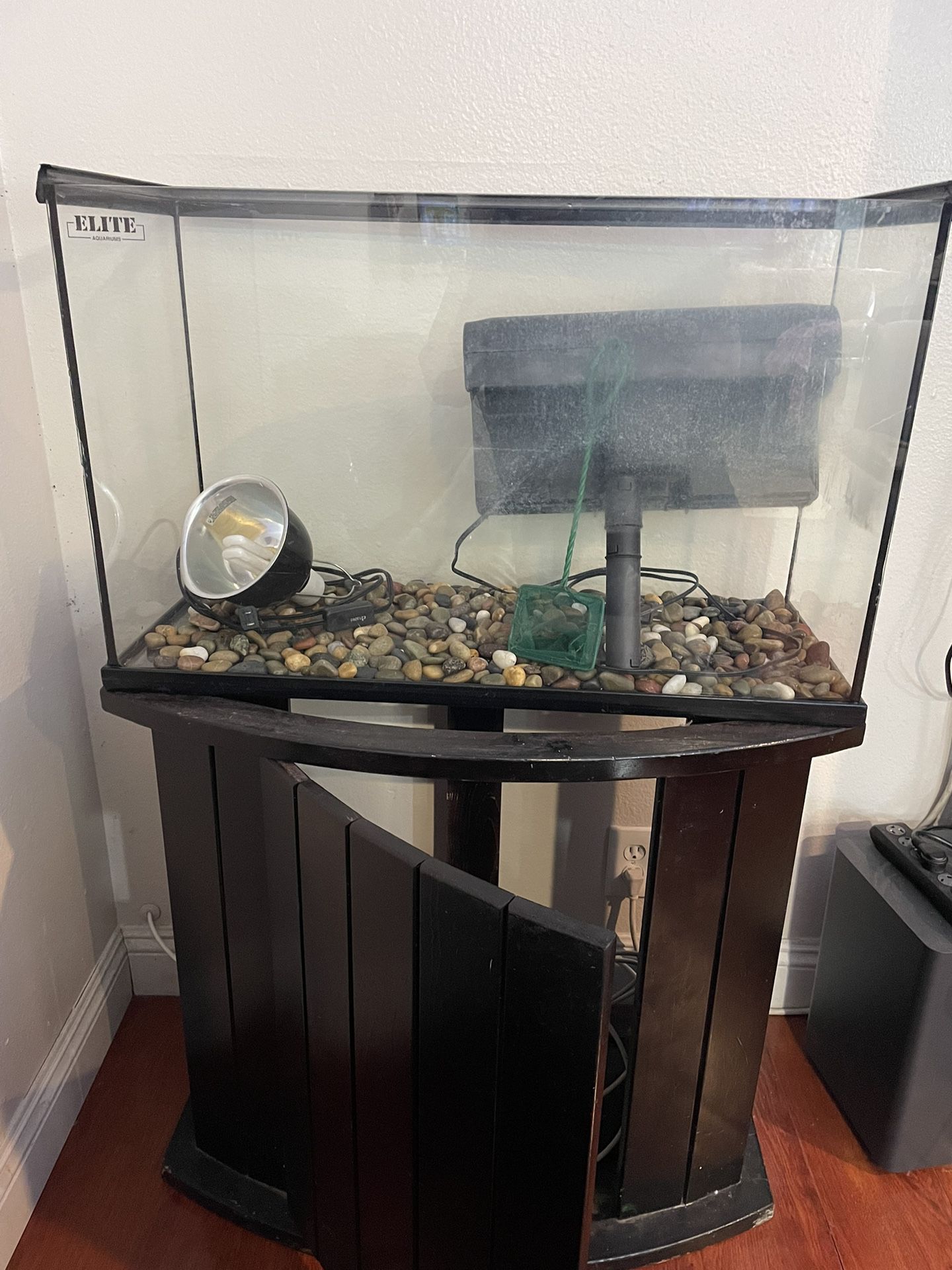 30-35 Gallon Fish/reptile Tank