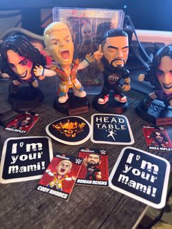 WWE card/figure lot