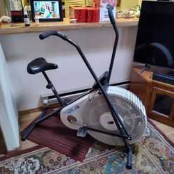 Weslo Aero 700 Exercise Bike