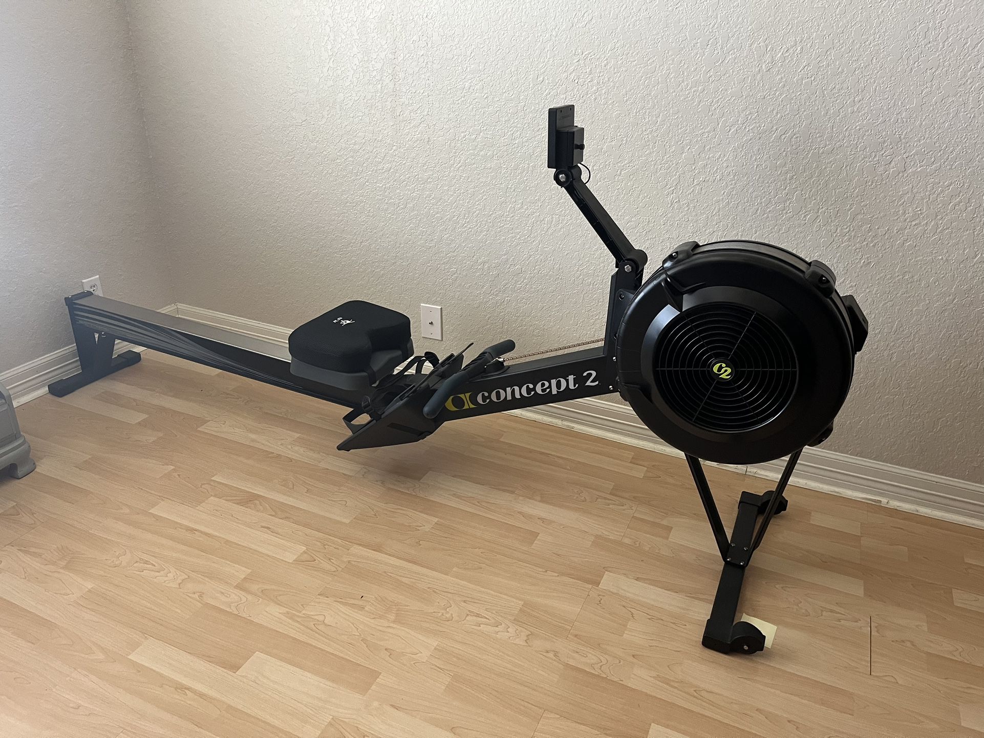 Like new Concept 2 Rower/Erg for Sale in San Antonio, TX OfferUp