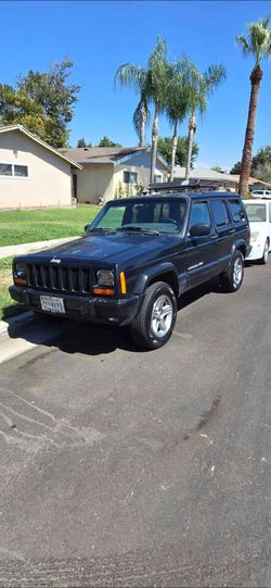 2000 Jeep Cherokee