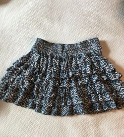 Aeropostale ruffle skirt. Size S