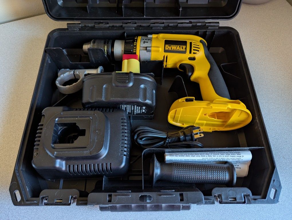DEWALT Heavy Duty XRP 1/2" Cordless Drill with Carry Case