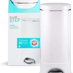 Munchkin STEP Diaper Pail