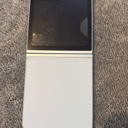Samsung Flip 6 