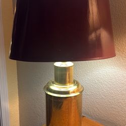 Lámpara Dorada, Burgandy Y Madera