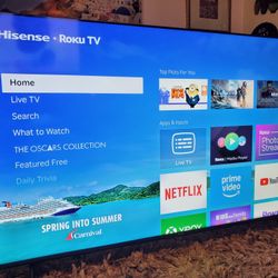 70" Hisiense Roku Smart Tv 4k Great Condition Like New Less Then 8 Months Old.  Tv Has Great Quality Pics No Scratch Come With Original Remote 