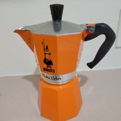 Bialetti 6 Cup Moka Pot for Sale in Los Angeles, CA - OfferUp