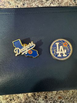 La dodger pins