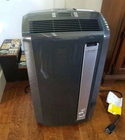 Delonghi portable air conditioner 12,500 BTU works good!!