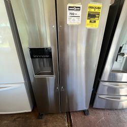 Scratches And Dents Whirpool Refrigerator 2022 Model 