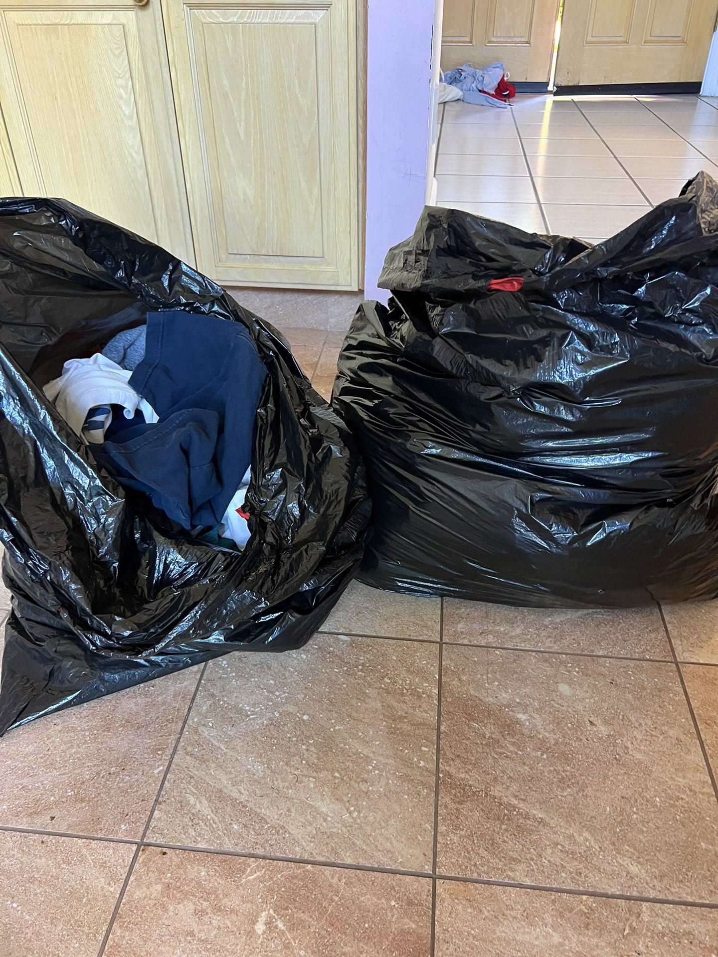 Various Gently Used Tshirts/Shirt/Sweatshirts