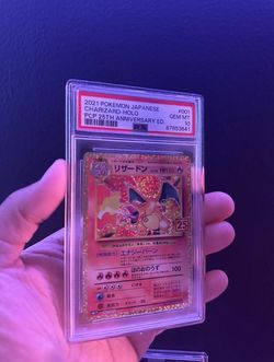 pokemon trading card game cosmic eclipse booster box PSA 10] - Charizard - Holo - 25 Anniversary - 001/025 main image 1