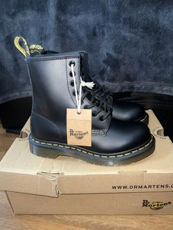 Dr. Martens Boots - Size 5 Real leather