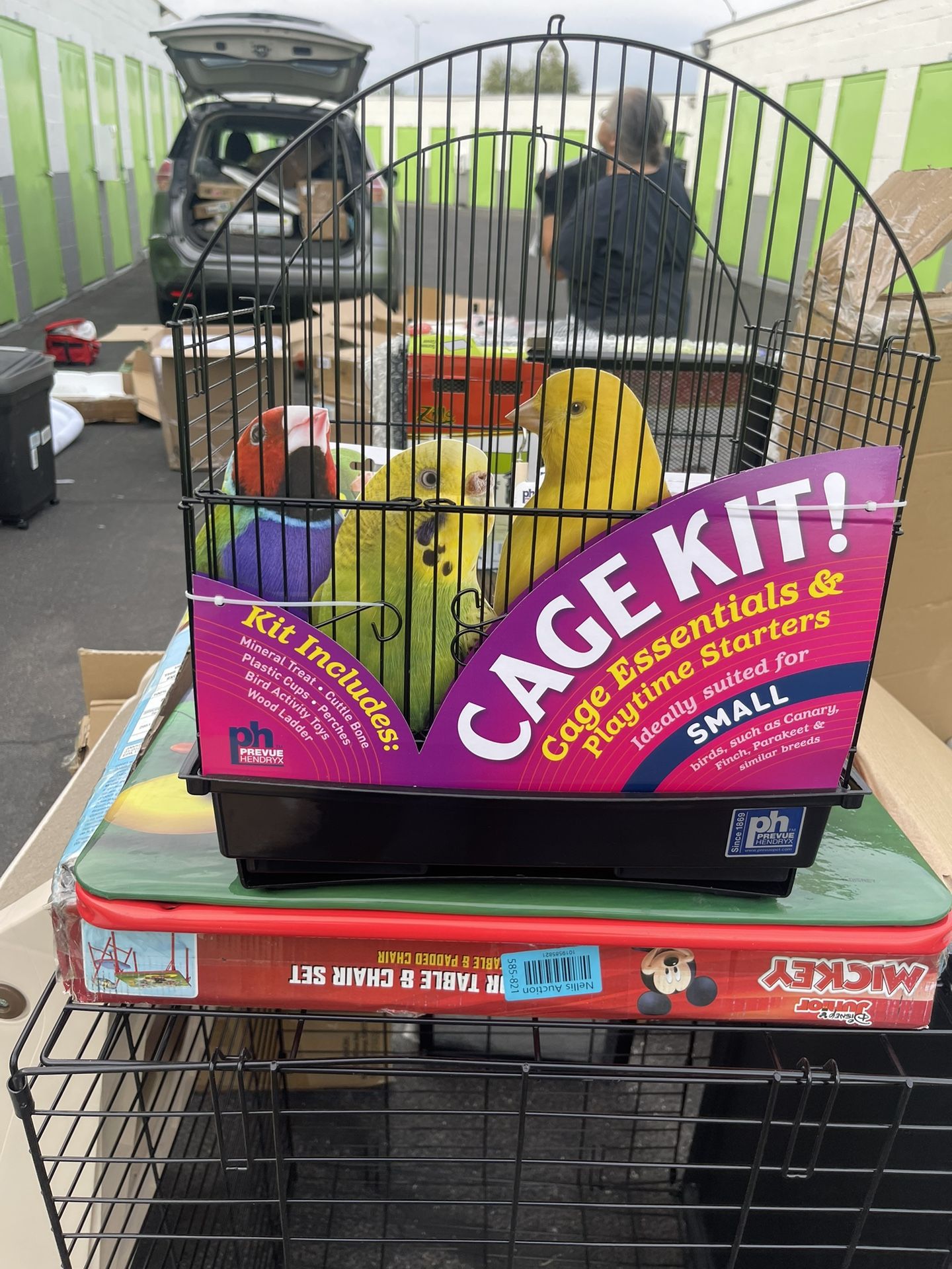 Prevue Hendryx 91101 Round Roof Bird Cage Kit, Black, 3/8"