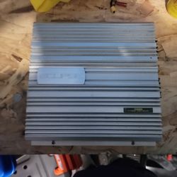 Eclipse 3322 2/1 Channel Power  Amplifier 