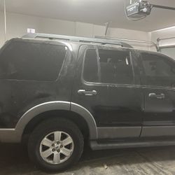 2006 Ford Explorer