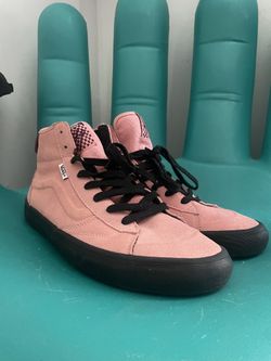 Lizzie Armanto Vans