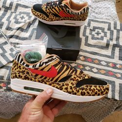 Nike air max animal print size 13 brand new