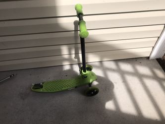 Scooter with wheels