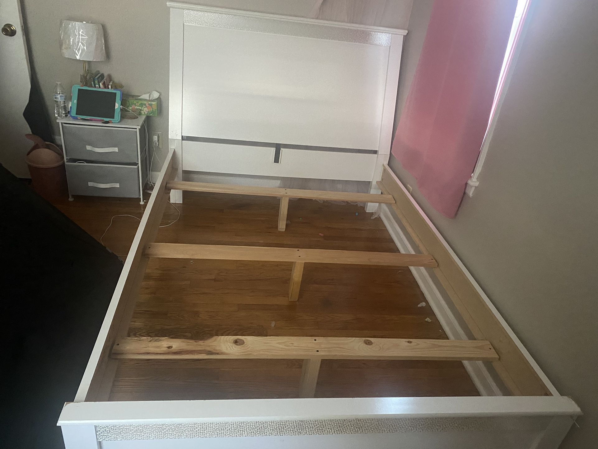 Full Size Bed With Box Spring