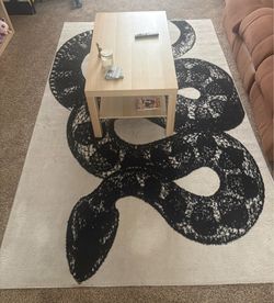 Serpent washable rug