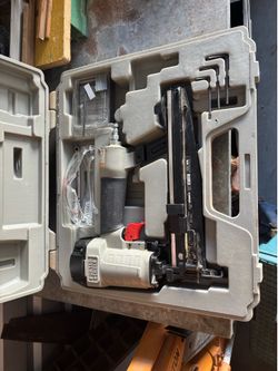 Porter-Cable FN250A 16-gauge pneumatic finish nailer