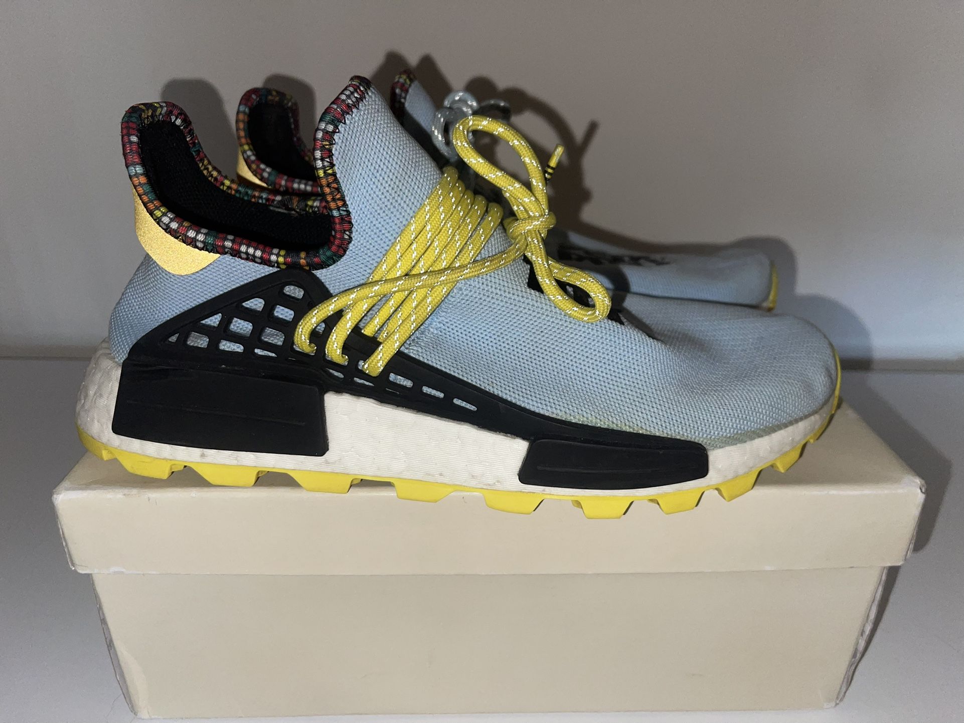 clear sky pharrell nmd