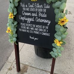 Free Wedding Sign 