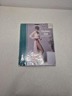 Vintage Queen Size 2X Pantyhose Off Black 100% Nylon USA New Old Stock