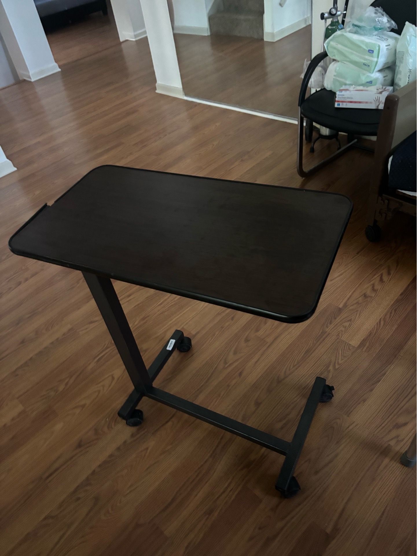 overbed table