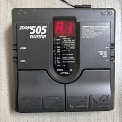 Zoom 505 guitar Pedal